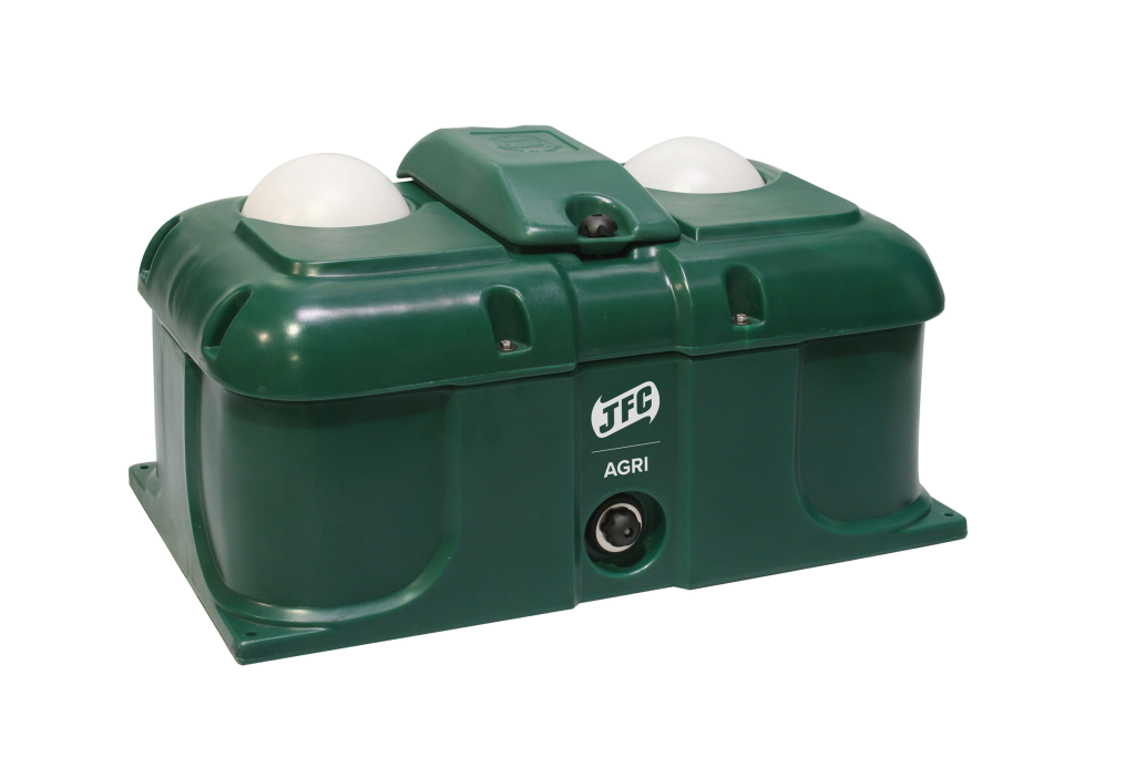 80 Ltr. / 17.5 Gal. Double Insulated Water Trough product image