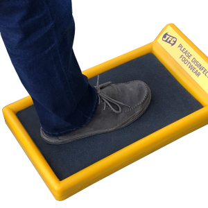 Small disinfectant footbath for personnel
