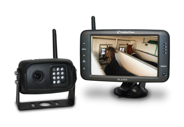 Trailer Cam HD showing camera & viewing screen