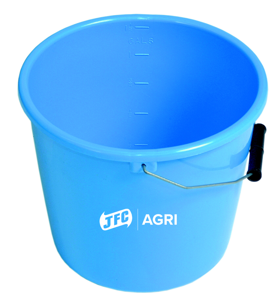 5 litre bucket for feed
